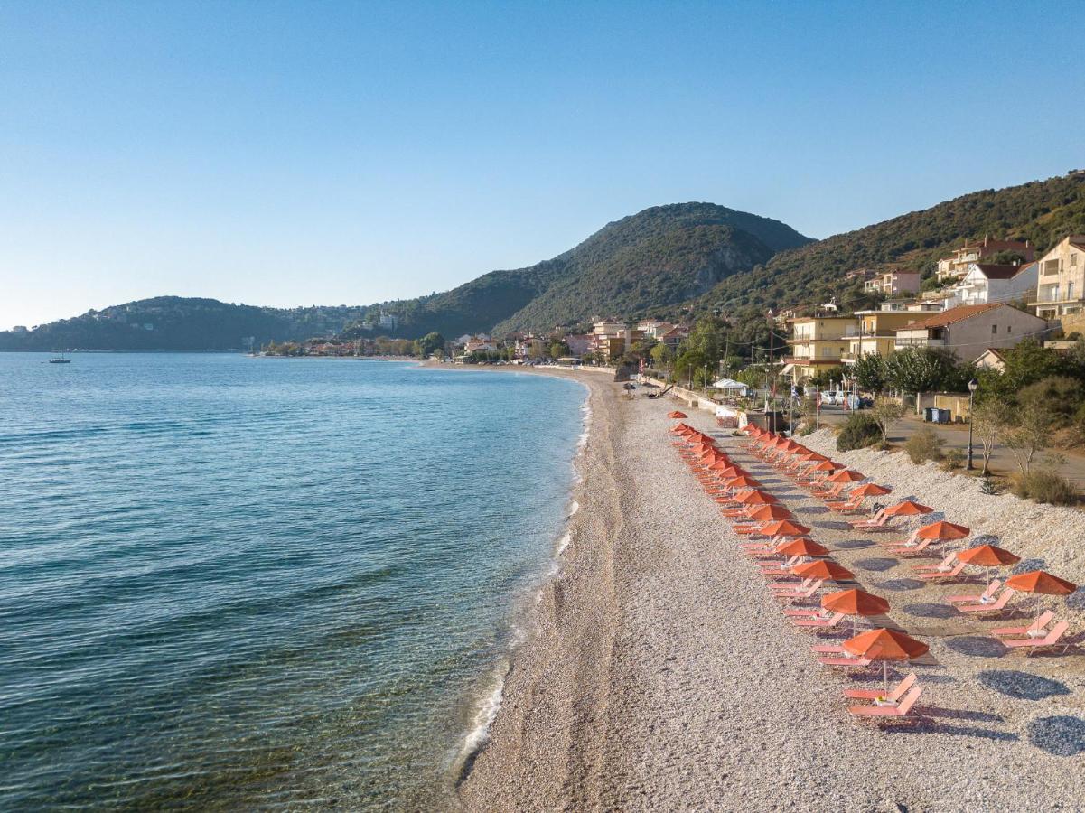 Akrogiali Studios Poros  Luaran gambar